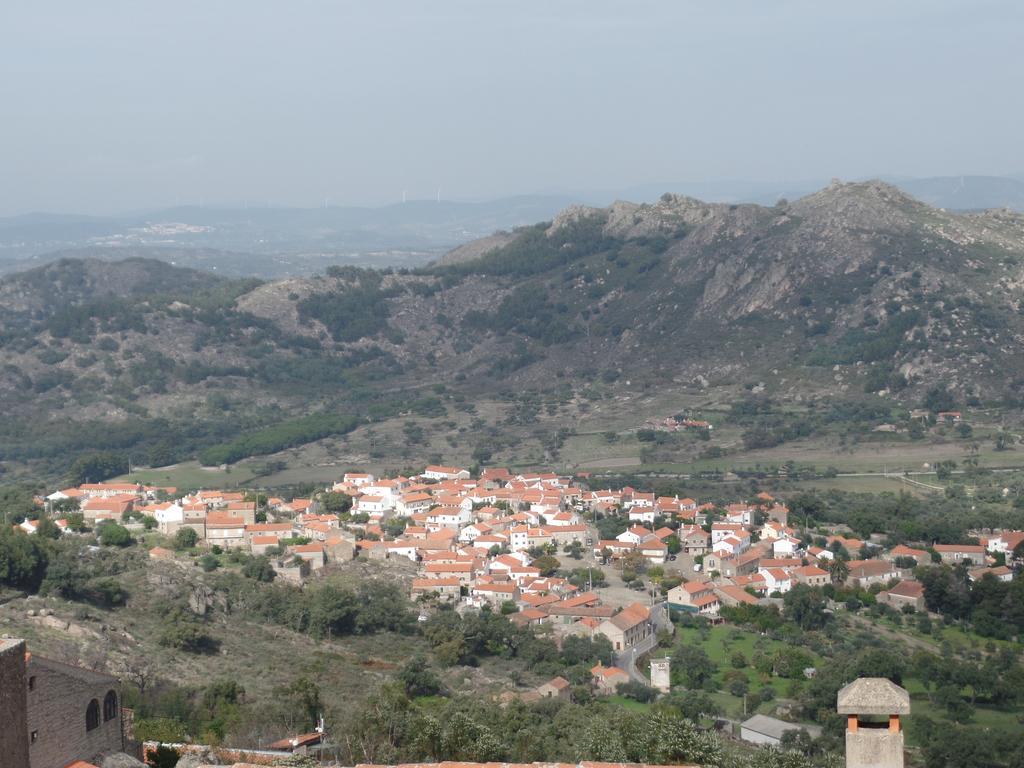 A Casa Mais Portuguesa Hotel Monsanto Kültér fotó